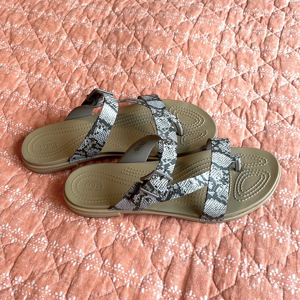 Crocs Tulum Toe Post Sandal